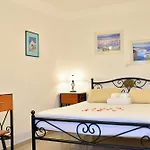 Hotel Nazos *