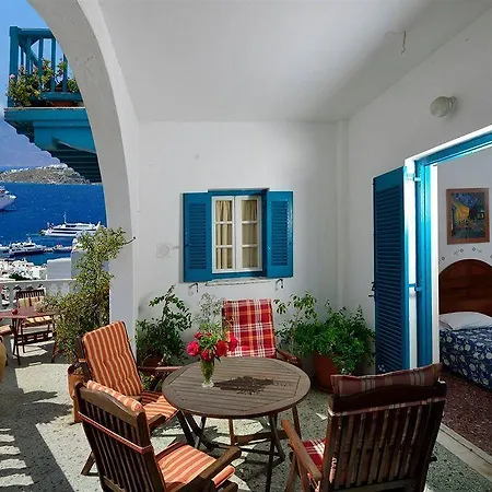 Nazos Hotell