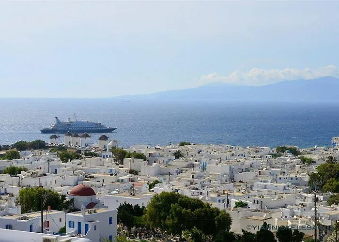 Nazos * Mykonos Town